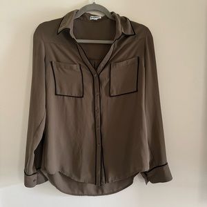 Express brown button up top